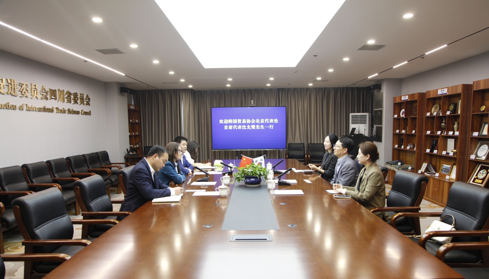 18172444990.jpg 18172444990.jpg